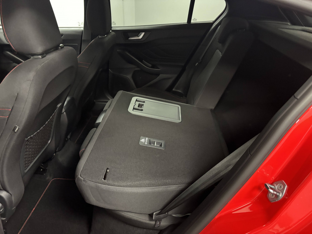 Acheter Ford Focus 4 Focus 1.0 EcoBoost 125 S&S ST Line X 5p occasion dans les concessions du Groupe Faurie