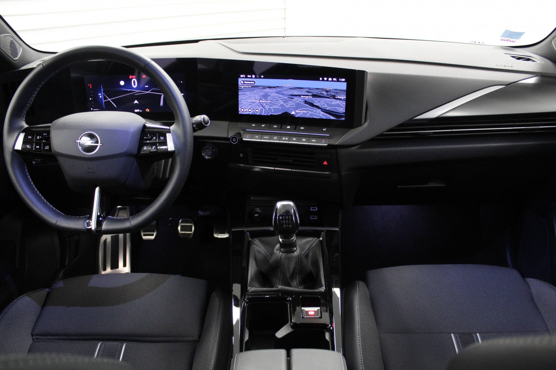 Acheter Opel Astra Astra Sports Tourer 1.2 Turbo 130 ch BVM6 GS 5p occasion dans les concessions du Groupe Faurie