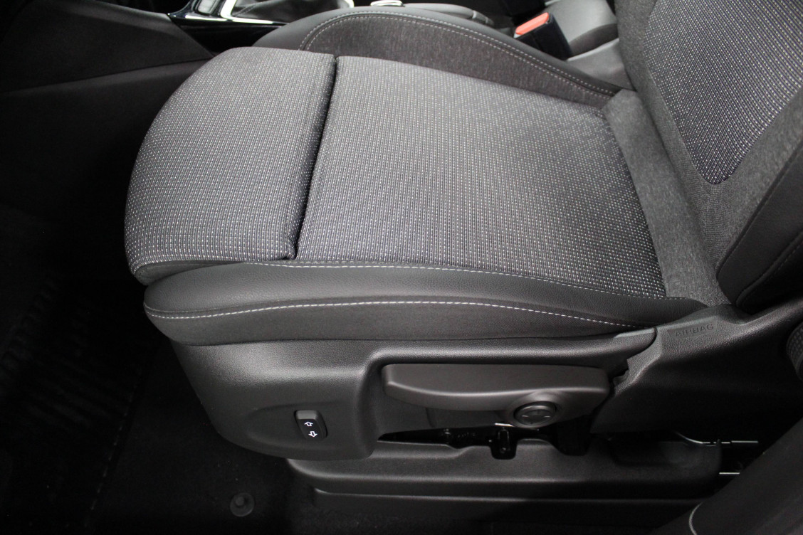Acheter Opel Crossland Crossland 1.2 Turbo 110 ch BVM6 Elegance 5p occasion dans les concessions du Groupe Faurie
