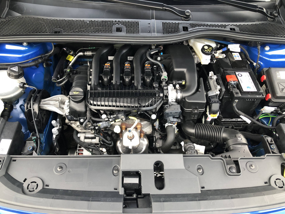 Acheter Opel Corsa Corsa 1.2 75 ch BVM5 GS 5p occasion dans les concessions du Groupe Faurie