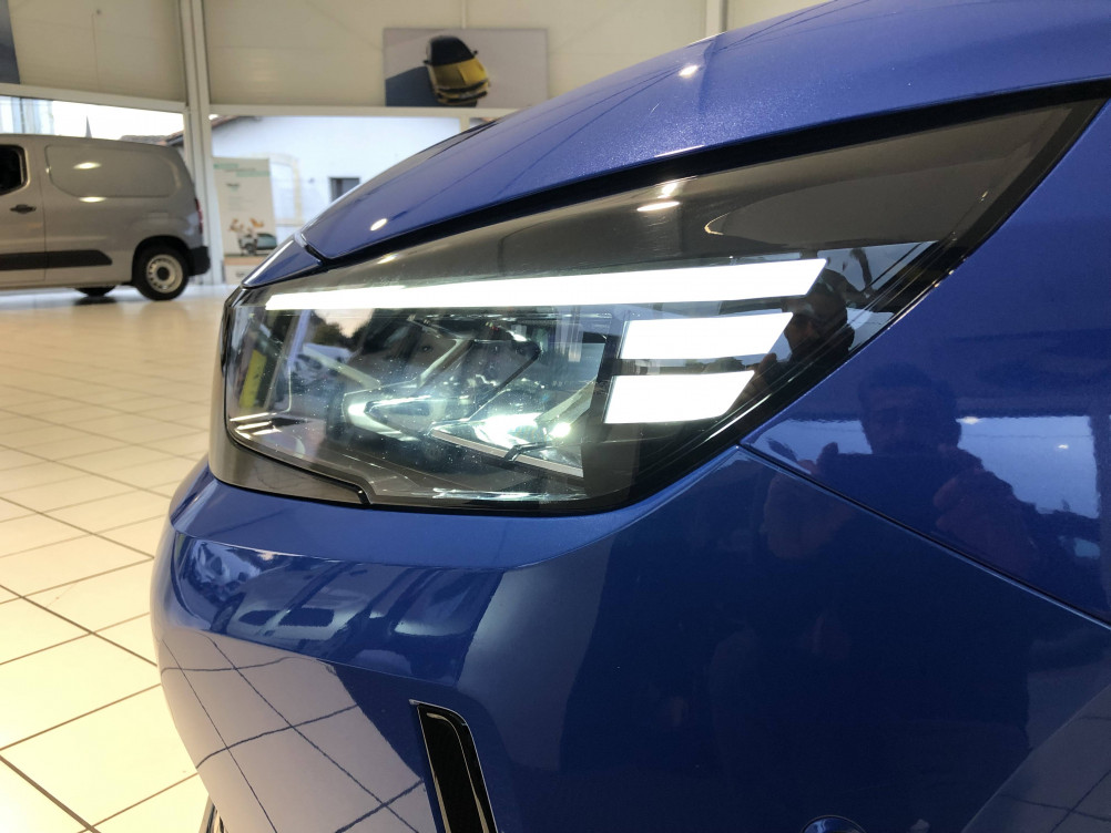 Acheter Opel Corsa Corsa 1.2 75 ch BVM5 GS 5p occasion dans les concessions du Groupe Faurie