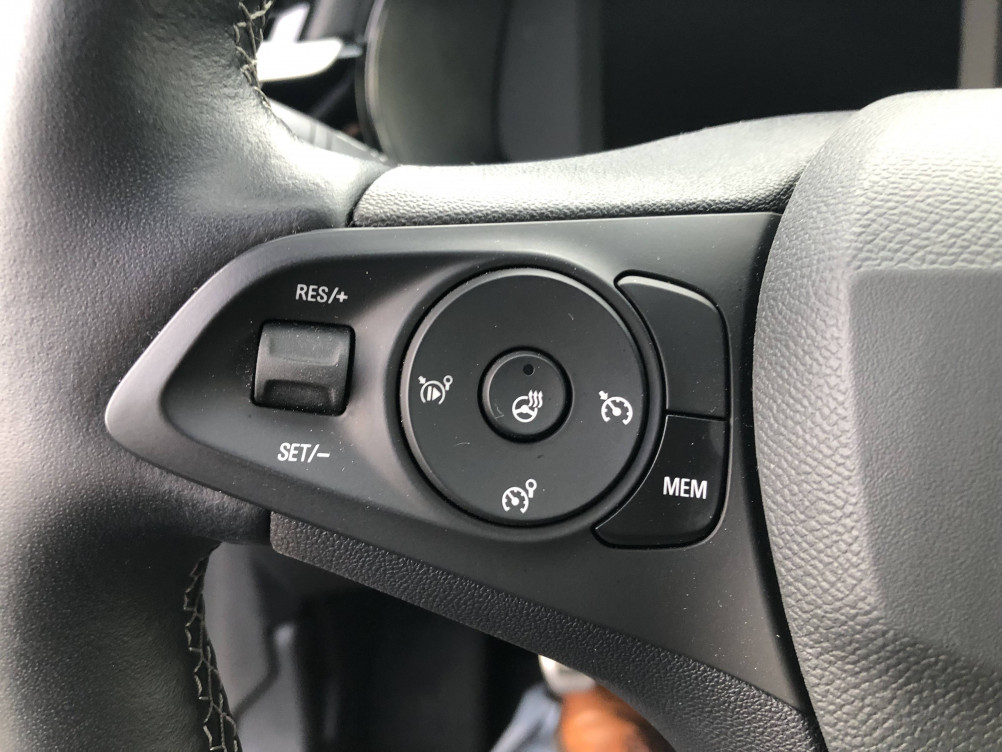Acheter Opel Corsa Corsa 1.2 75 ch BVM5 GS 5p occasion dans les concessions du Groupe Faurie