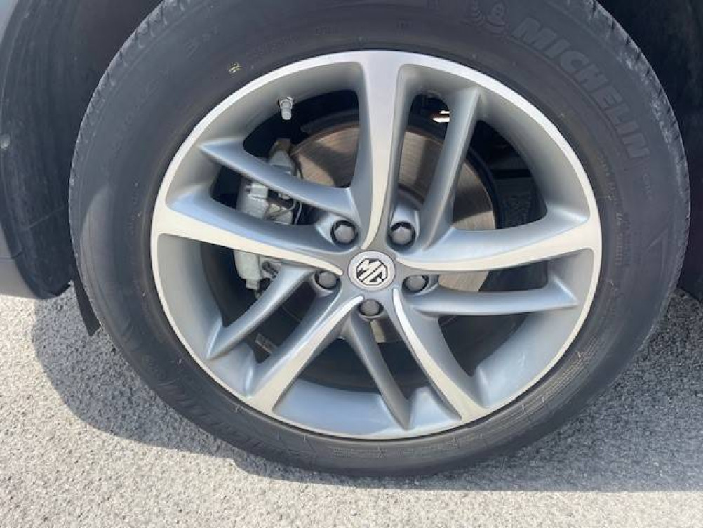 Acheter MG Motor EHS EHS 1.5T GDI PHEV Luxury 5p occasion dans les concessions du Groupe Faurie