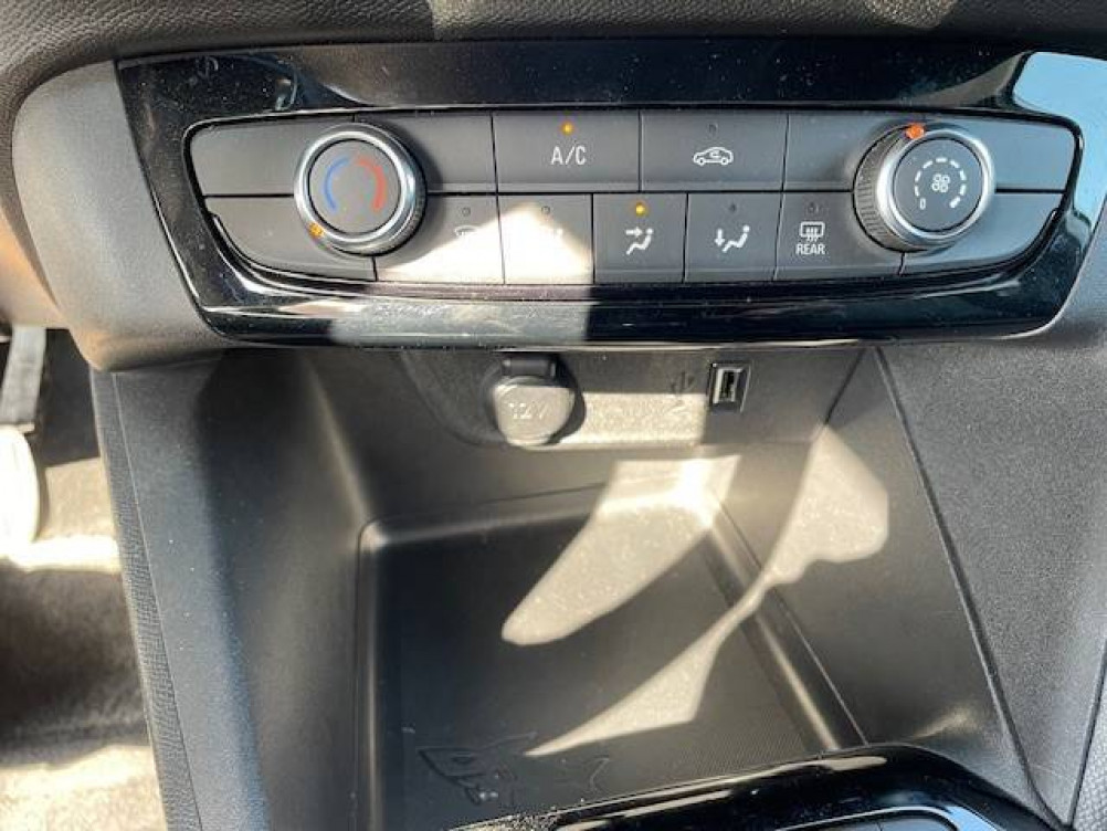 Acheter Opel Corsa Corsa 1.2 75 ch BVM5 Elegance Business 5p occasion dans les concessions du Groupe Faurie