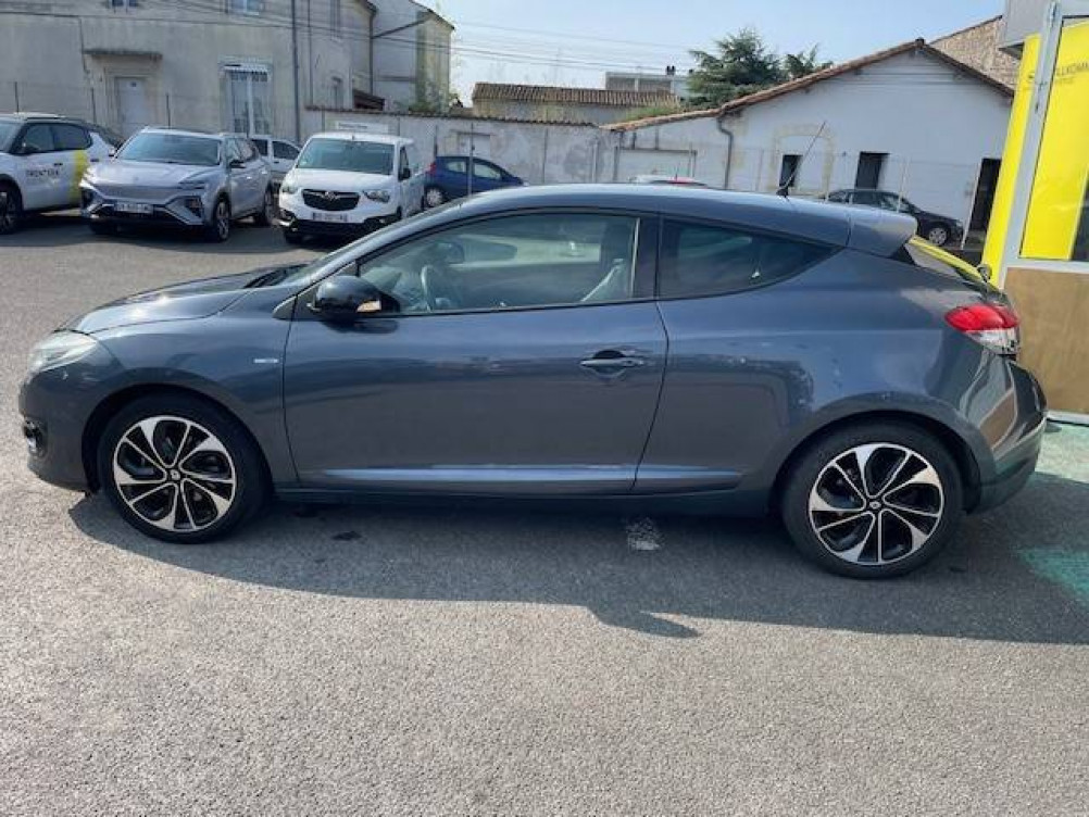 Acheter Renault Megane 3 Mégane III Coupé dCi 110 Bose Edition EDC 3p occasion dans les concessions du Groupe Faurie