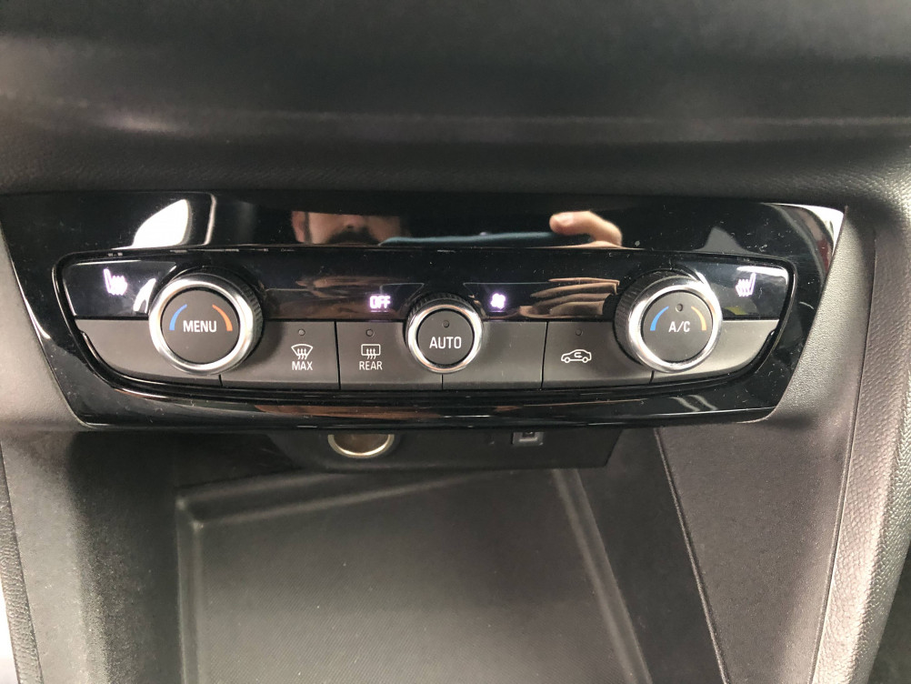 Acheter Opel Corsa Corsa 1.2 75 ch BVM5 GS 5p occasion dans les concessions du Groupe Faurie