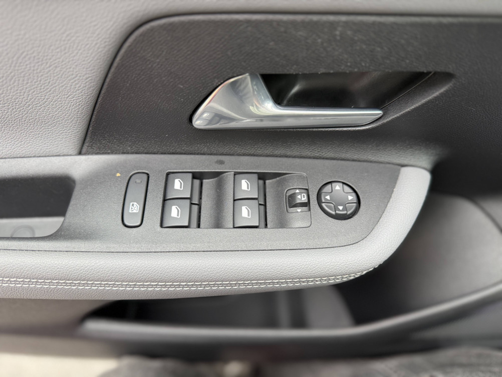 Acheter Opel Mokka Mokka Electrique 136 ch & Batterie 50 kWh Elegance Business 5p occasion dans les concessions du Groupe Faurie