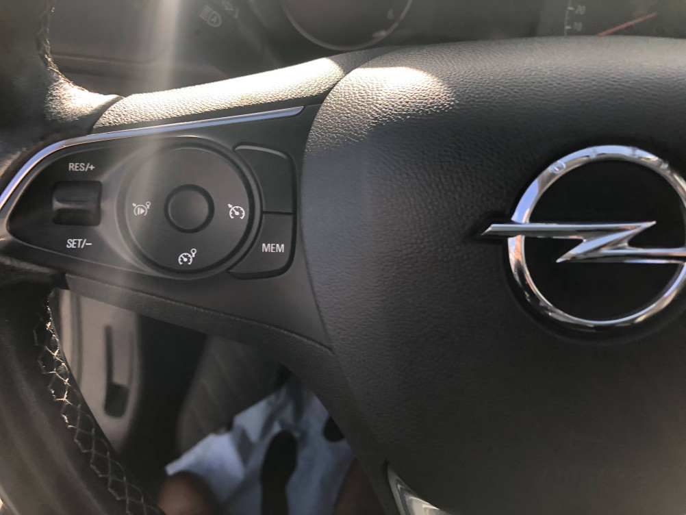 Acheter Opel Grandland X Grandland X 1.5 Diesel 130 ch BVA8 Design Line 5p occasion dans les concessions du Groupe Faurie