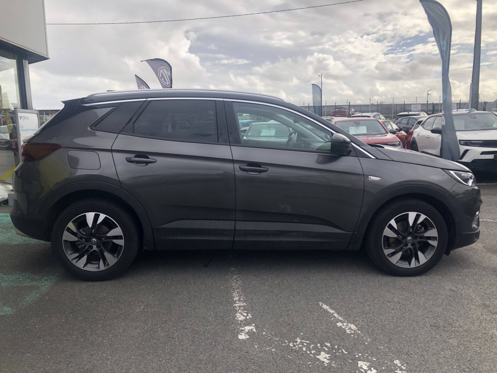 Acheter Opel Grandland X Grandland X 1.5 Diesel 130 ch Design Line 5p occasion dans les concessions du Groupe Faurie
