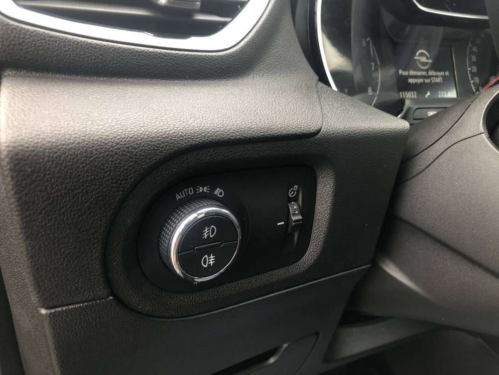 Acheter Opel Grandland X Grandland X 1.5 Diesel 130 ch Design Line 5p occasion dans les concessions du Groupe Faurie