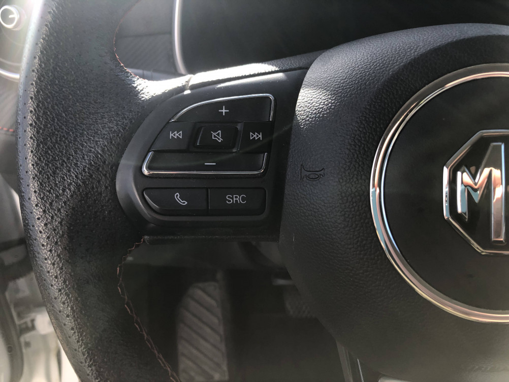 Acheter MG Motor ZS ZS EV Autonomie Standard 51kWh - 130 kW 2WD Comfort 5p occasion dans les concessions du Groupe Faurie