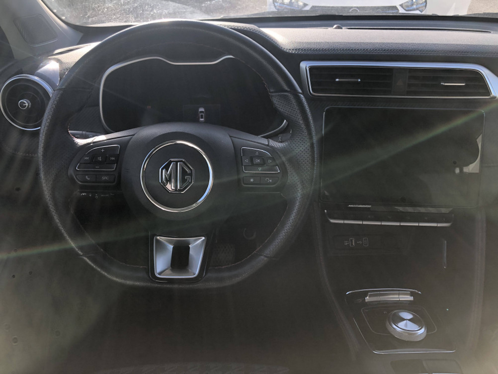 Acheter MG Motor ZS ZS EV Autonomie Standard 51kWh - 130 kW 2WD Comfort 5p occasion dans les concessions du Groupe Faurie