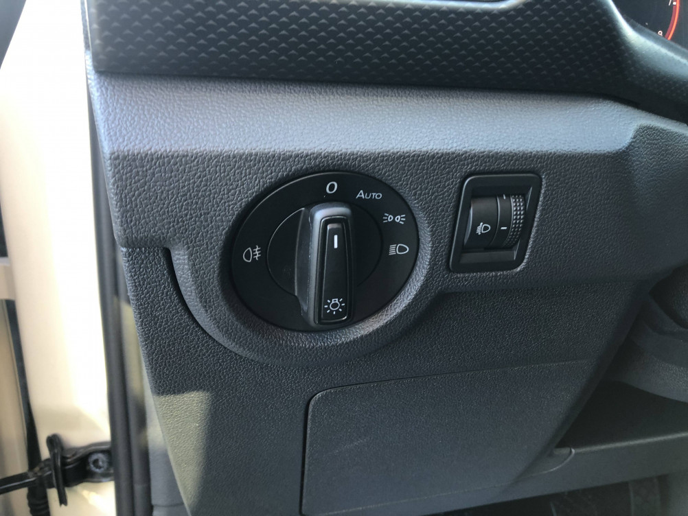 Acheter Volkswagen T-Cross T-Cross 1.0 TSI 95 Start/Stop BVM5 Life Tech 5p occasion dans les concessions du Groupe Faurie