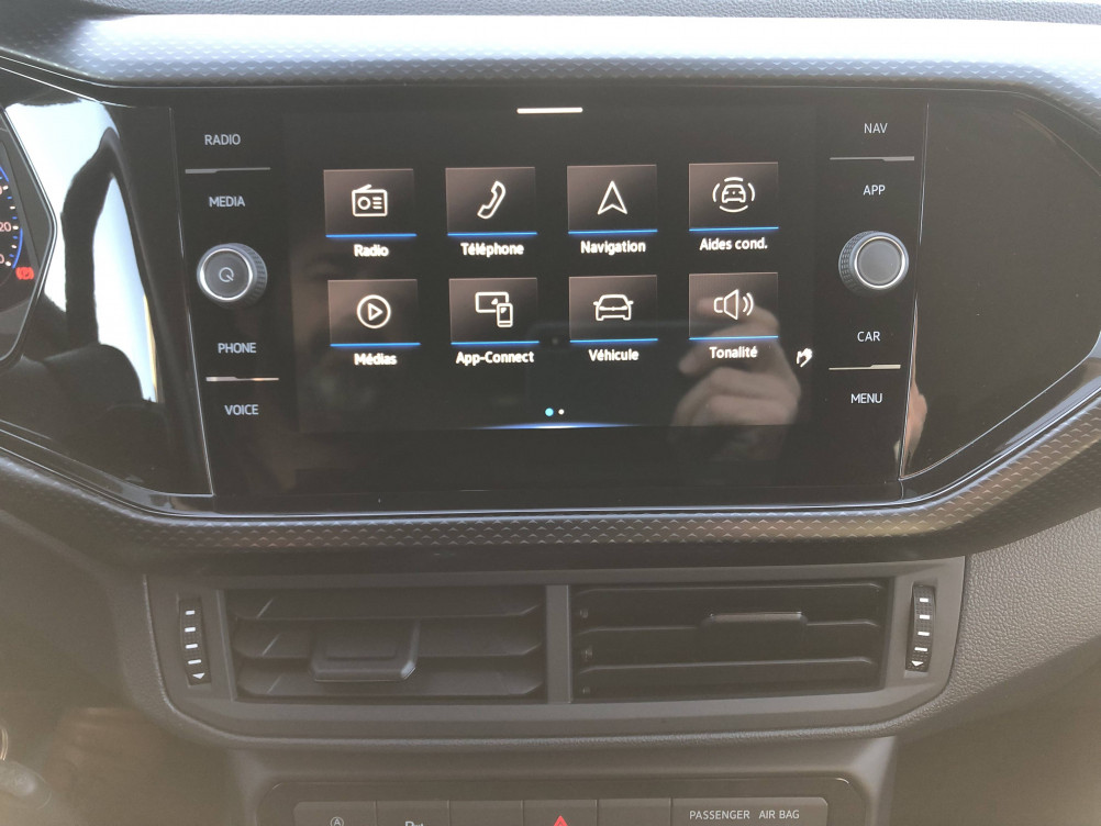 Acheter Volkswagen T-Cross T-Cross 1.0 TSI 95 Start/Stop BVM5 Life Tech 5p occasion dans les concessions du Groupe Faurie