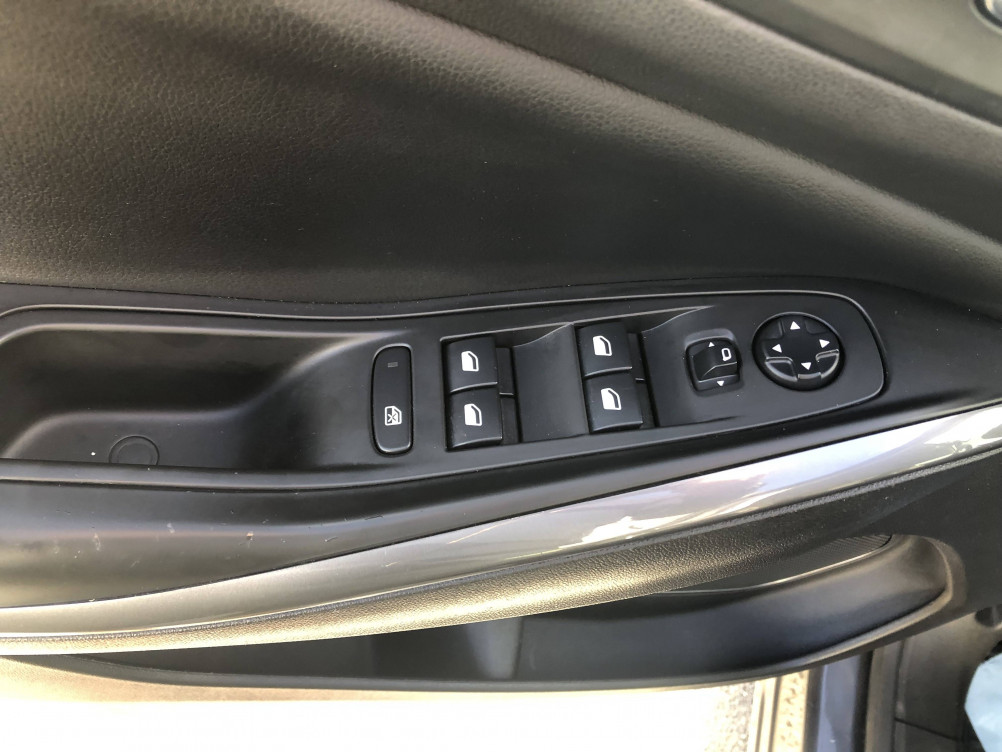 Acheter Opel Grandland X Grandland X 1.5 Diesel 130 ch BVA8 Design Line 5p occasion dans les concessions du Groupe Faurie