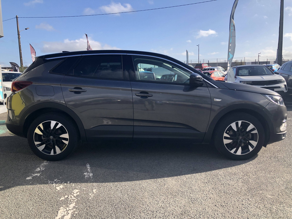 Acheter Opel Grandland X Grandland X 1.5 Diesel 130 ch BVA8 Design Line 5p occasion dans les concessions du Groupe Faurie