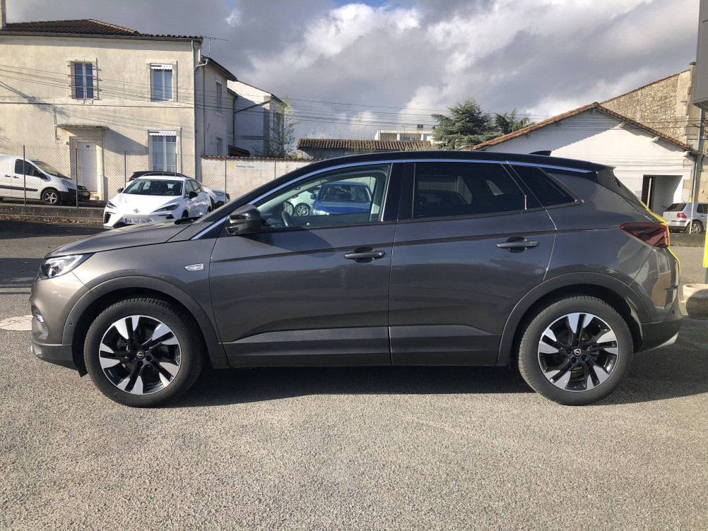 Acheter Opel Grandland X Grandland X 1.5 Diesel 130 ch BVA8 Design Line 5p occasion dans les concessions du Groupe Faurie