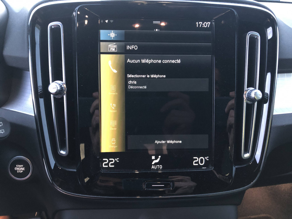 Acheter Volvo XC40 XC40 T2 129 ch Geartronic 8 Momentum Business 5p occasion dans les concessions du Groupe Faurie