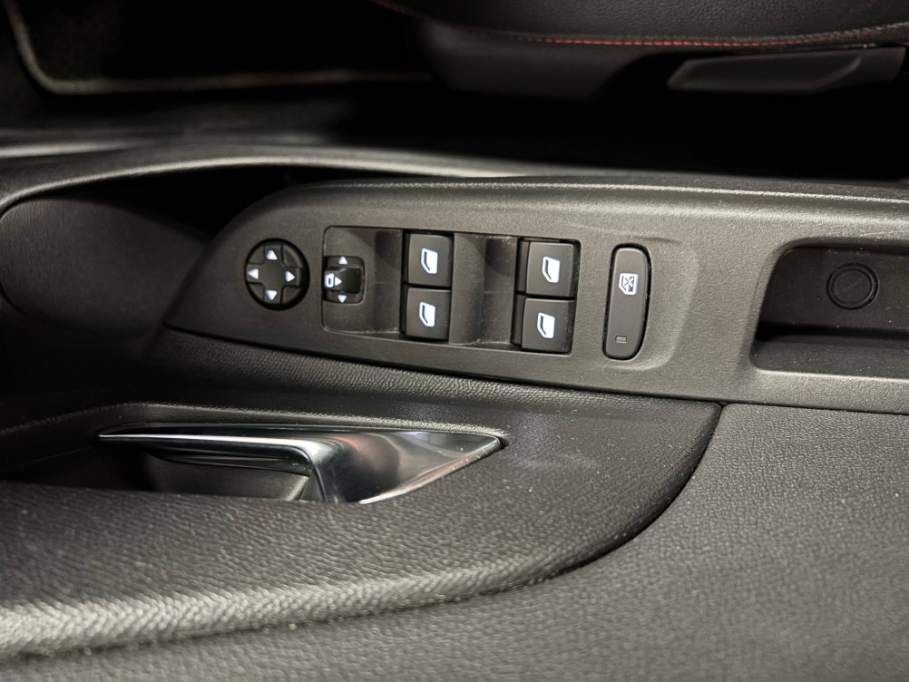 Acheter Opel Corsa Corsa 1.2 Turbo 100 ch BVM6 GS Line 5p occasion dans les concessions du Groupe Faurie