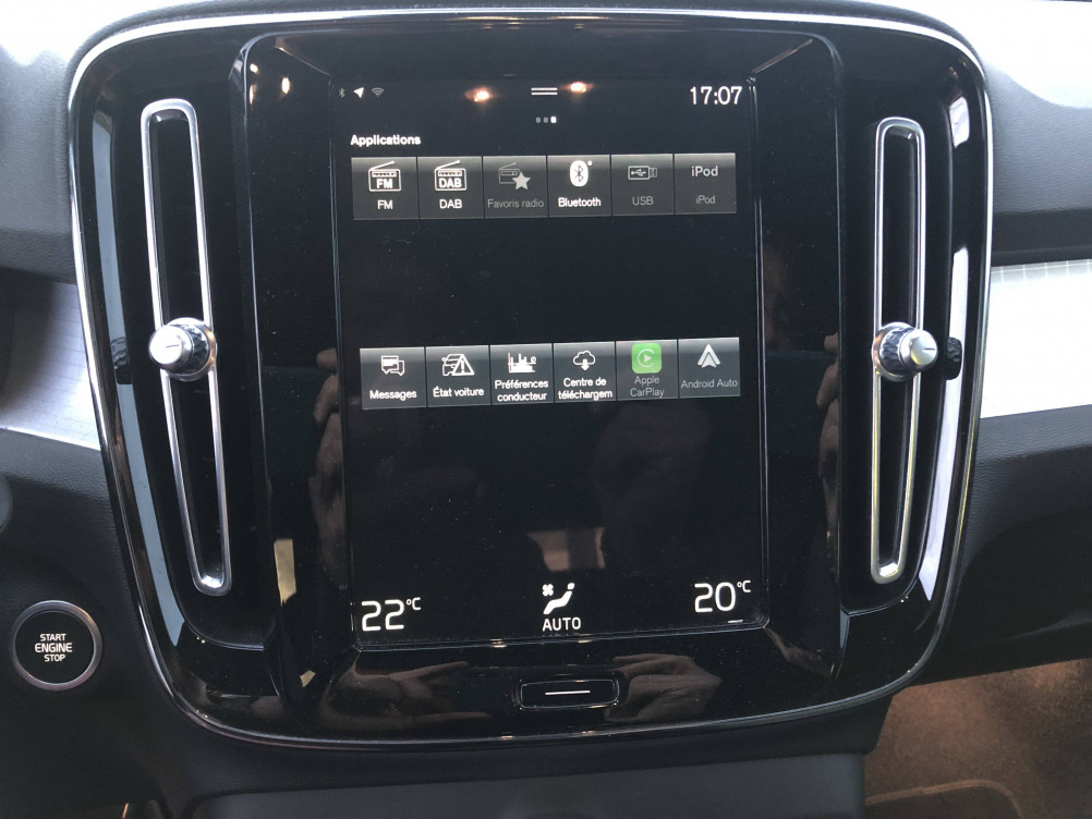 Acheter Volvo XC40 XC40 T2 129 ch Geartronic 8 Momentum Business 5p occasion dans les concessions du Groupe Faurie