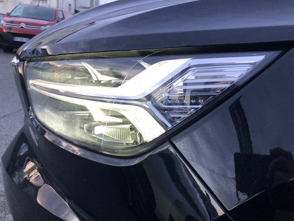 Acheter Volvo XC40 XC40 T2 129 ch Geartronic 8 Momentum Business 5p occasion dans les concessions du Groupe Faurie
