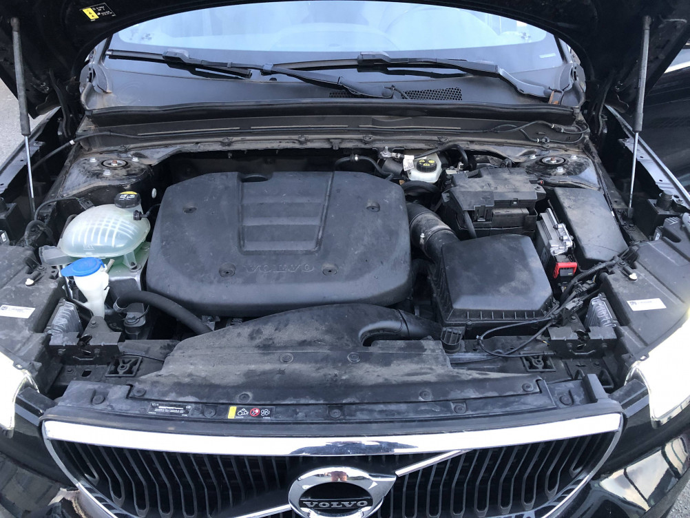 Acheter Volvo XC40 XC40 T2 129 ch Geartronic 8 Momentum Business 5p occasion dans les concessions du Groupe Faurie