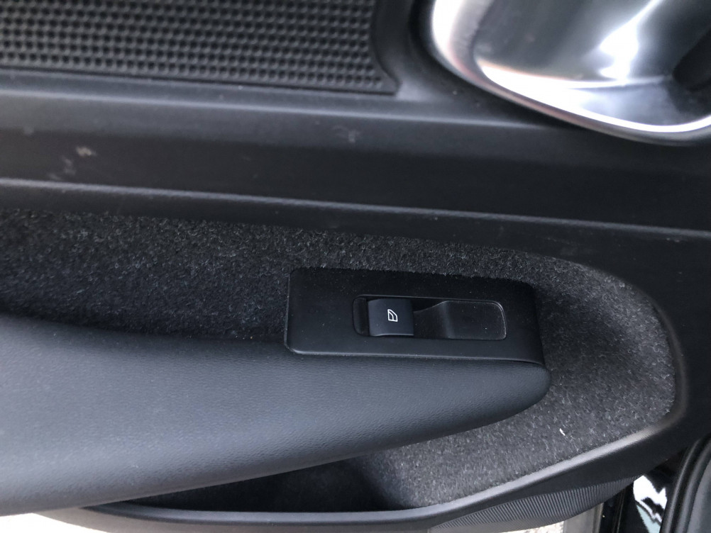 Acheter Volvo XC40 XC40 T2 129 ch Geartronic 8 Momentum Business 5p occasion dans les concessions du Groupe Faurie