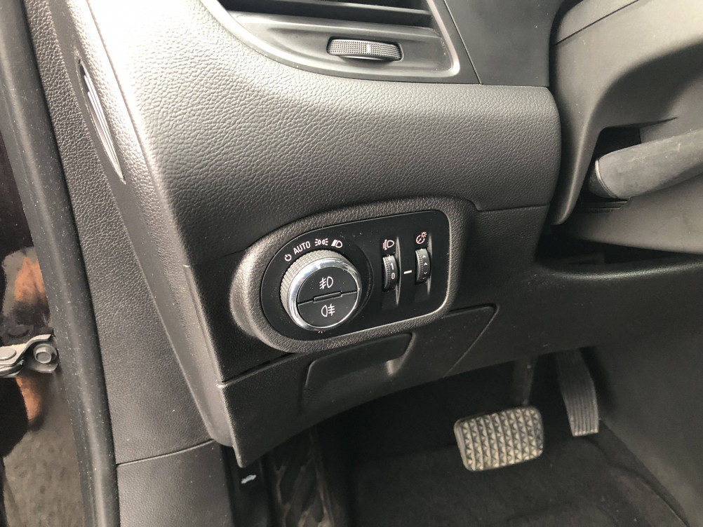 Acheter Opel Zafira Zafira Tourer 1.4 Turbo 140 ch Cosmo A 5p occasion dans les concessions du Groupe Faurie