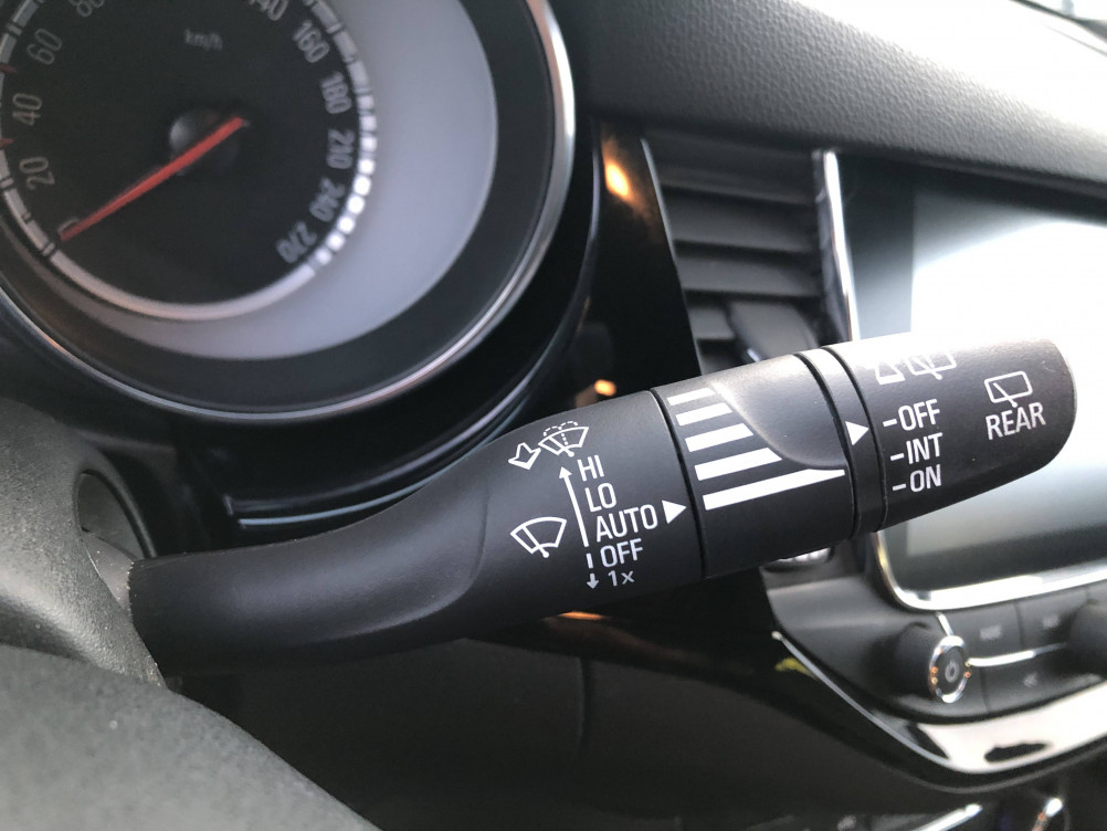 Acheter Opel Astra Astra 1.6 Diesel 136 ch BVA6 Innovation Plus 5p occasion dans les concessions du Groupe Faurie