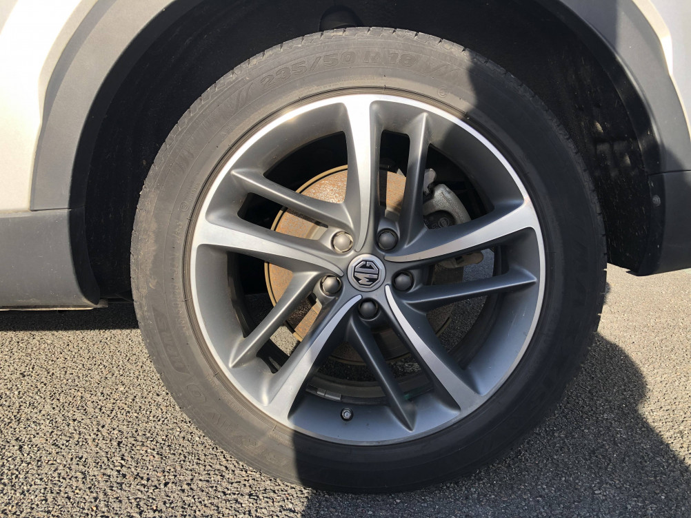 Acheter MG Motor EHS EHS 1.5T GDI PHEV Luxury 5p occasion dans les concessions du Groupe Faurie