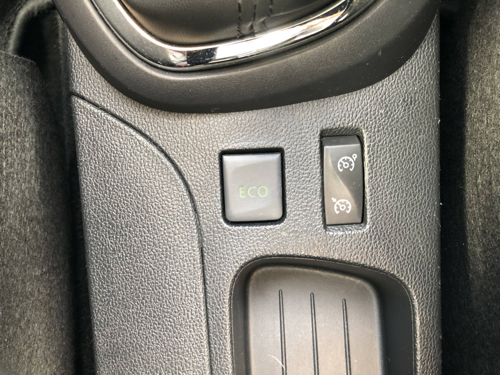 Acheter Renault Captur Captur dCi 90 Energy eco² Intens 5p occasion dans les concessions du Groupe Faurie