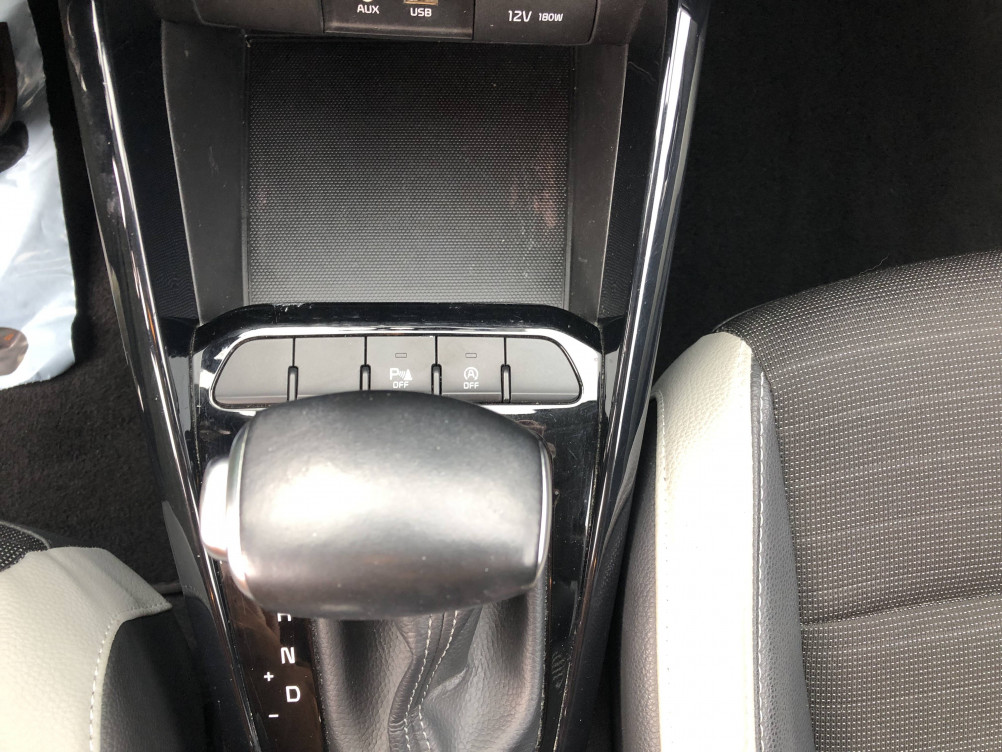 Acheter Kia Stonic Stonic 1.0 T-GDi 120 ch ISG DCT7 Design 5p occasion dans les concessions du Groupe Faurie