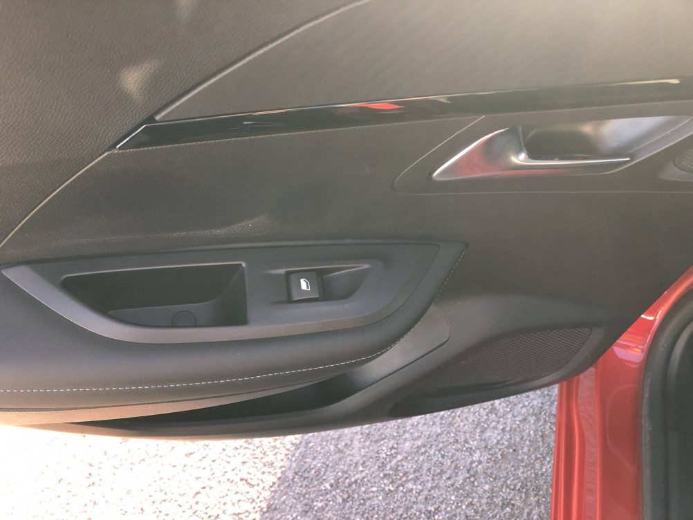 Acheter Peugeot 2008 2008 BlueHDi 100 S&S BVM6 Allure 5p occasion dans les concessions du Groupe Faurie