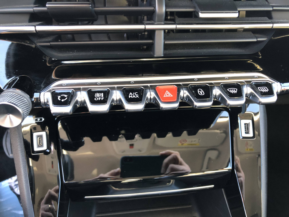 Acheter Peugeot 2008 2008 BlueHDi 100 S&S BVM6 Allure 5p occasion dans les concessions du Groupe Faurie