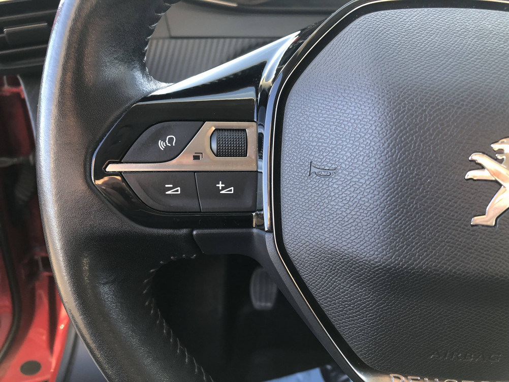 Acheter Peugeot 2008 2008 BlueHDi 100 S&S BVM6 Allure 5p occasion dans les concessions du Groupe Faurie