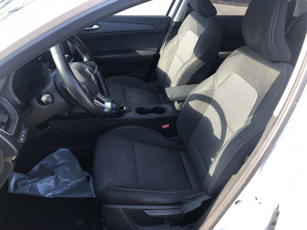 Acheter Renault Arkana Arkana E-Tech 145 Zen 5p occasion dans les concessions du Groupe Faurie