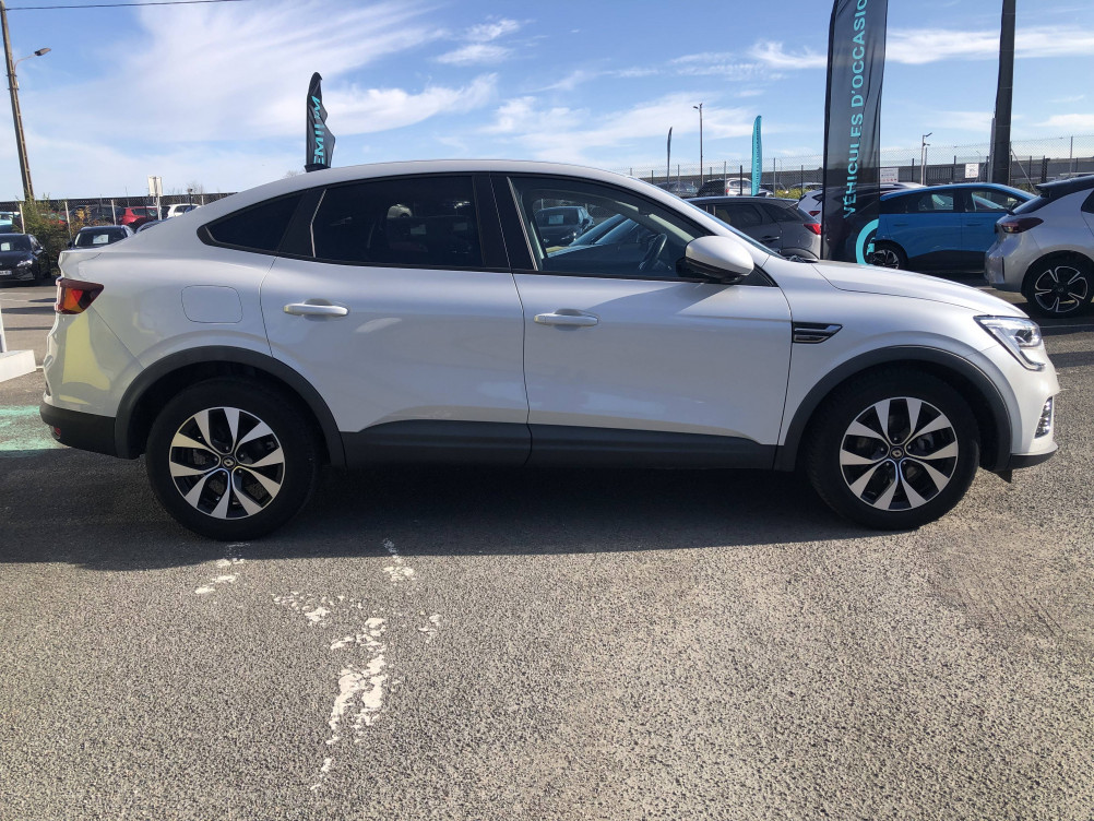 Acheter Renault Arkana Arkana E-Tech 145 Zen 5p occasion dans les concessions du Groupe Faurie