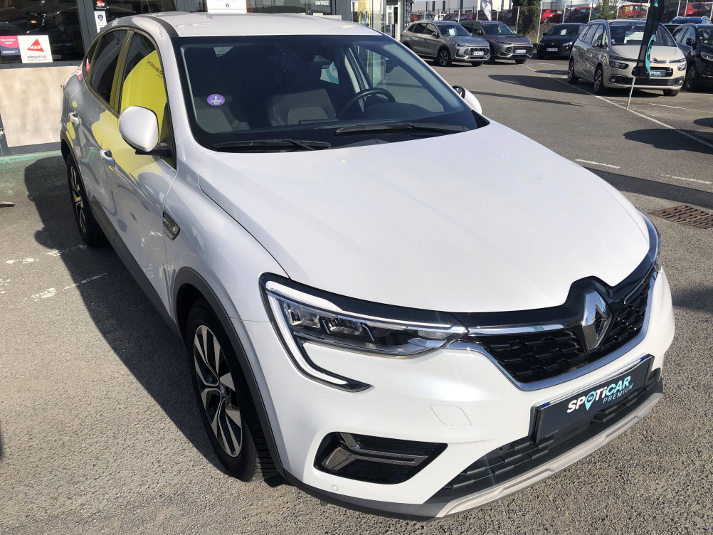 Acheter Renault Arkana Arkana E-Tech 145 Zen 5p occasion dans les concessions du Groupe Faurie