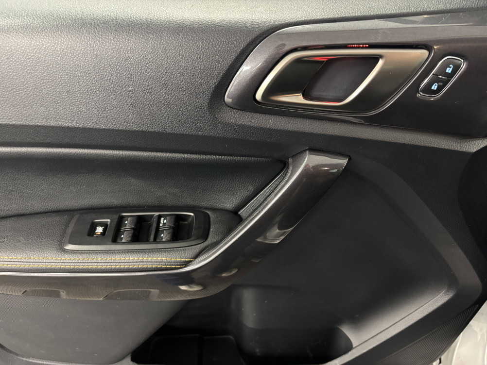 Acheter Ford Ranger RANGER DOUBLE CABINE 2.0 ECOBLUE 213 BV10 WILDTRAK 4p occasion dans les concessions du Groupe Faurie