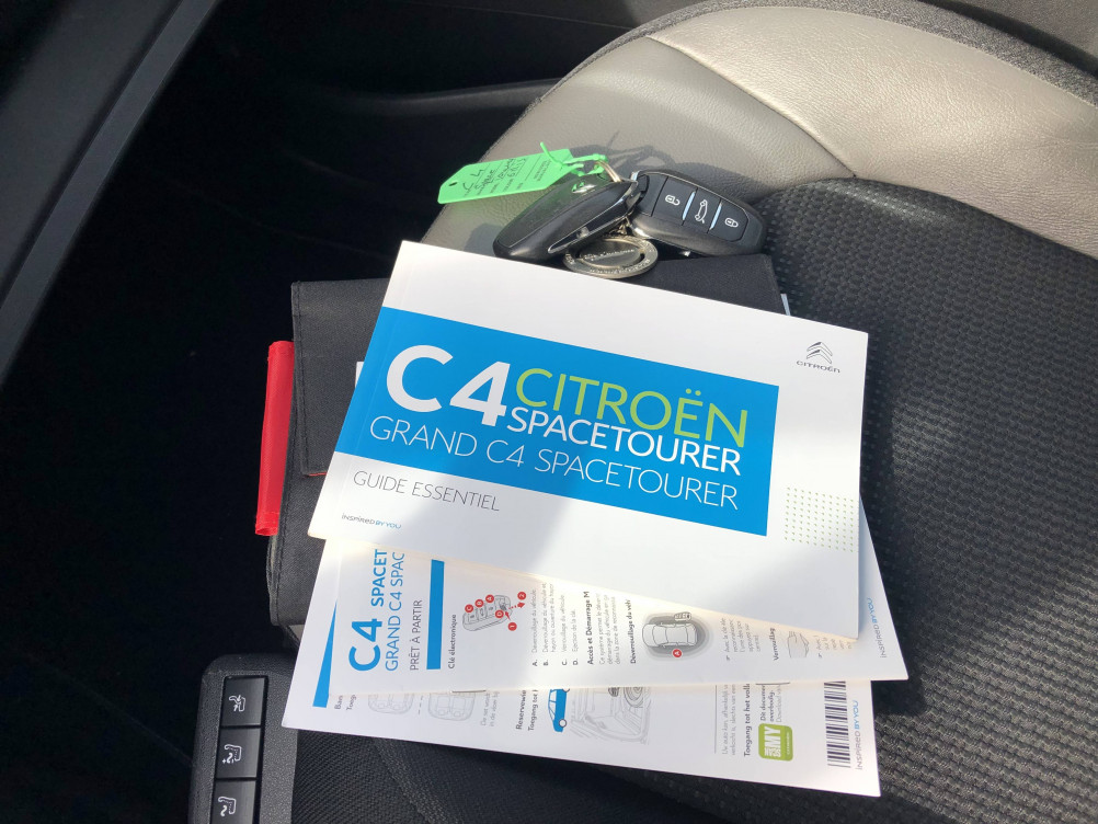 Acheter Citroën C4 Spacetourer Grand C4 Spacetourer PureTech 130 S&S BVM6 Business 5p occasion dans les concessions du Groupe Faurie