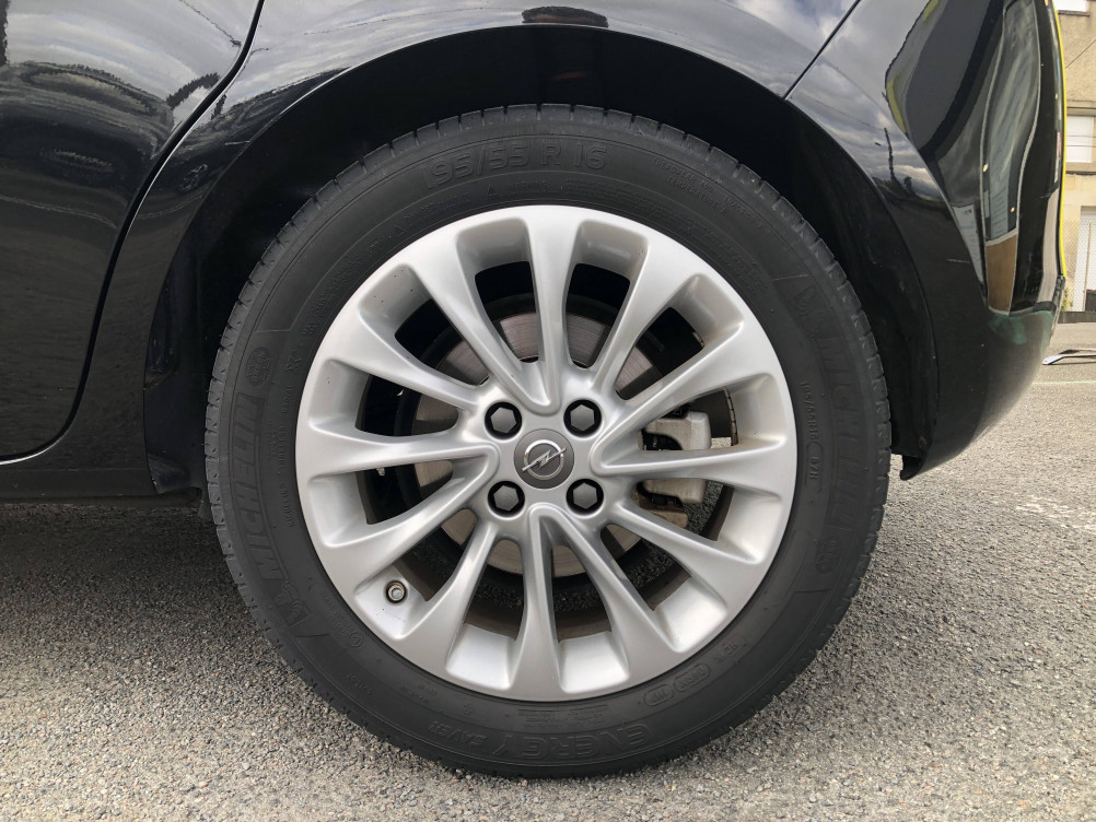 Acheter Opel Corsa E Corsa 1.4 Turbo 100 ch Innovation 5p occasion dans les concessions du Groupe Faurie