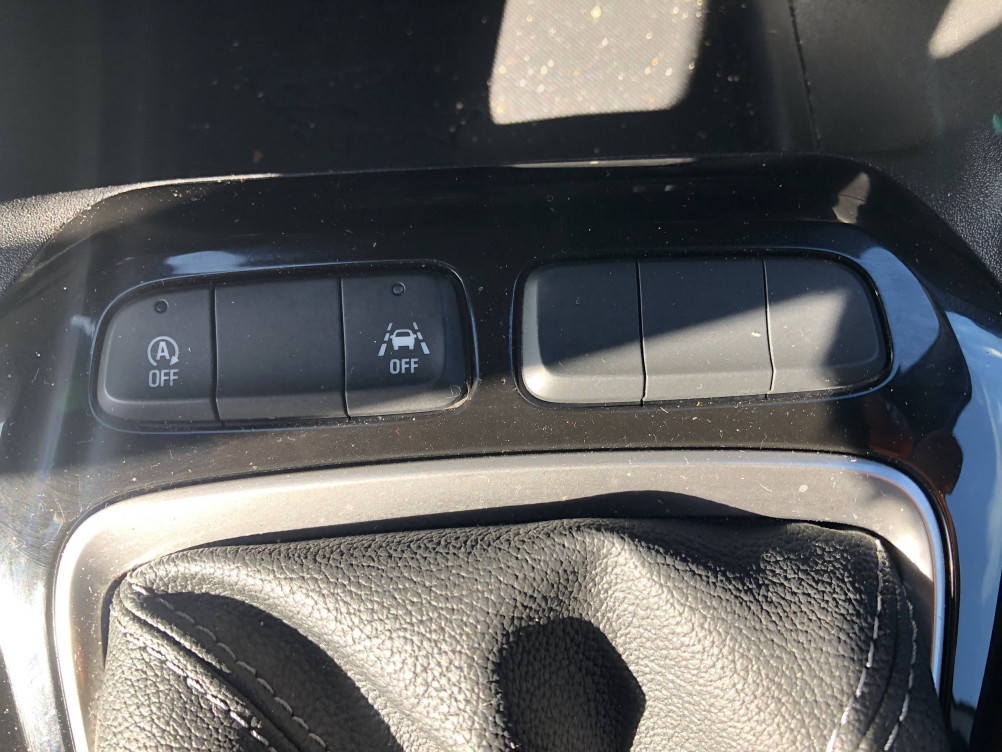 Acheter Opel Corsa Corsa 1.2 75 ch BVM5 GS 5p occasion dans les concessions du Groupe Faurie