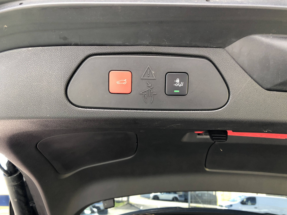 Acheter Opel Grandland Grandland 1.5 Diesel 130 ch BVA8 Ultimate 5p occasion dans les concessions du Groupe Faurie