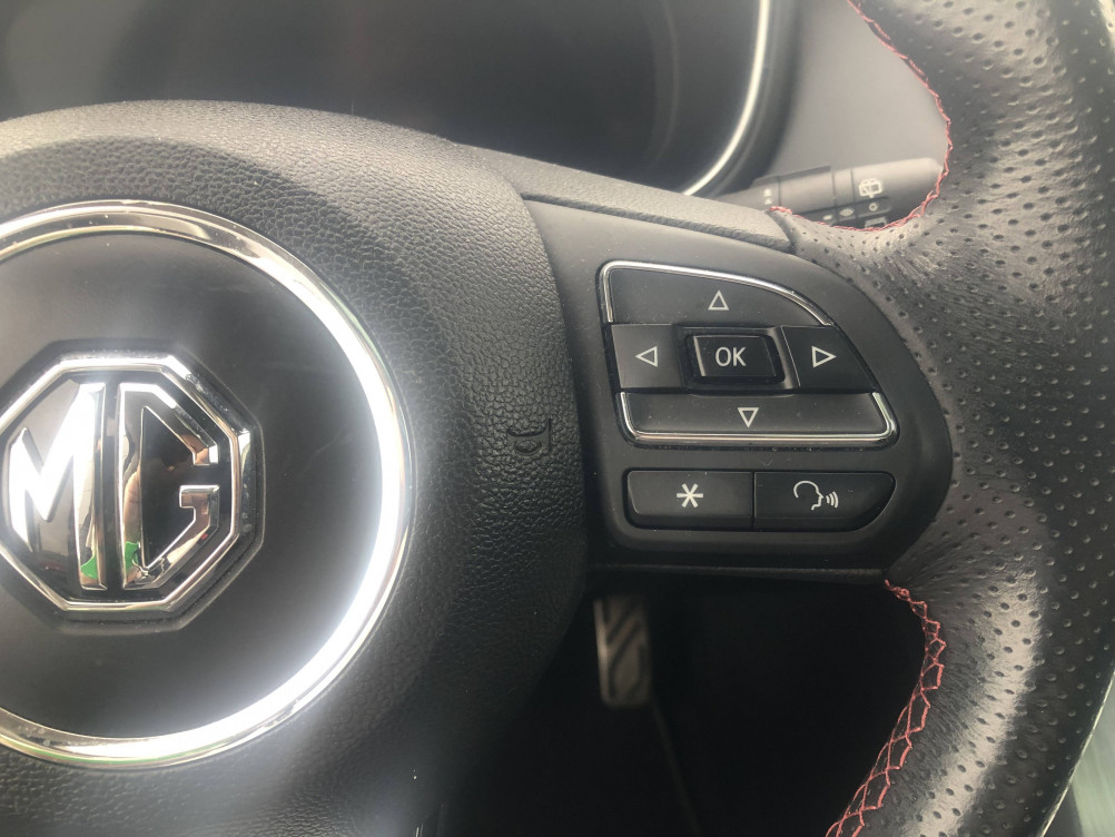 Acheter MG Motor EHS EHS 1.5T GDI PHEV Luxury 5p occasion dans les concessions du Groupe Faurie