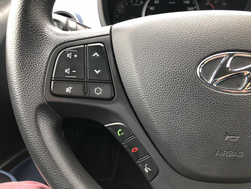 Acheter Hyundai i10 2 i10 1.2 87 Pack Evidence 5p occasion dans les concessions du Groupe Faurie