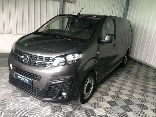 Acheter Opel Vivaro Fourgon VIVARO FGN L1 2.0 DIESEL 120 CH PTAC AUGMENTE PACK CLIM 4p occasion dans les concessions du Groupe Faurie