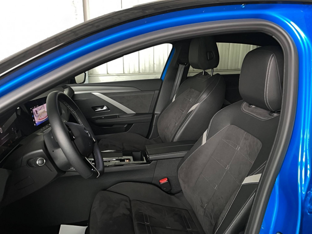 Acheter Opel Astra Astra Electrique 156 ch & Batterie 54 kWh  5p neuf dans les concessions du Groupe Faurie