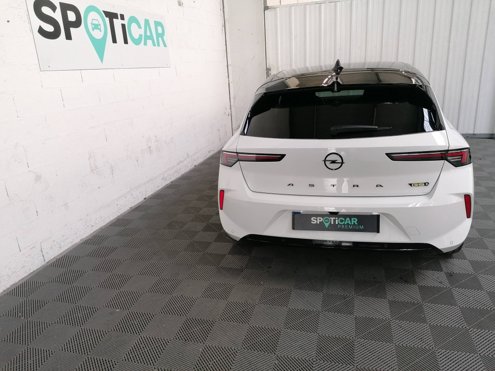 Acheter Opel Astra Astra Hybrid Rechargeable 225 ch BVA8 GSe 5p neuf dans les concessions du Groupe Faurie