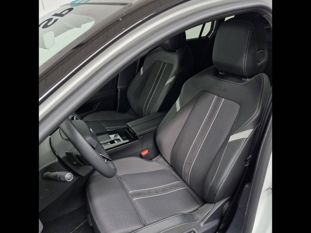 Acheter Opel Astra Astra Sports Tourer 1.2 Turbo Hybride 136 ch e-DCT6 GS 5p neuf dans les concessions du Groupe Faurie