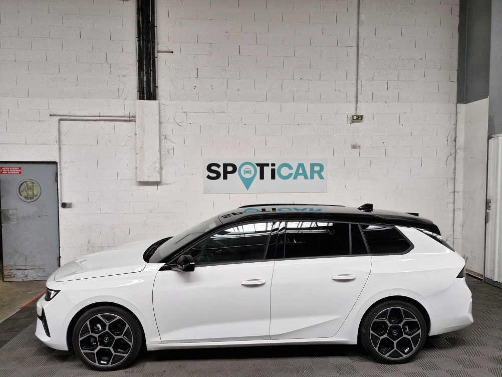 Acheter Opel Astra Astra Sports Tourer 1.2 Turbo Hybride 136 ch e-DCT6 GS 5p neuf dans les concessions du Groupe Faurie